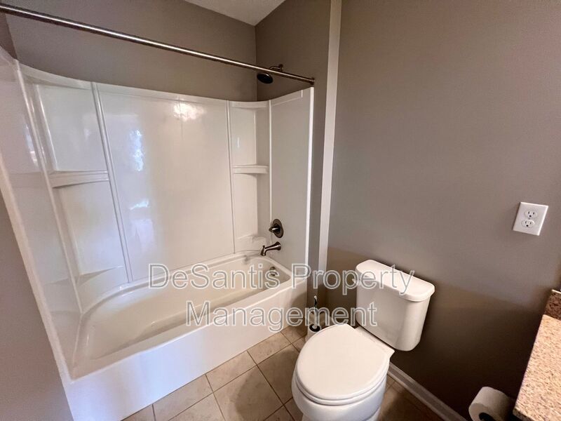 Luxury Living: Fully Furnished Gem at 3006 Farmview Drive, McDonald, PA property image