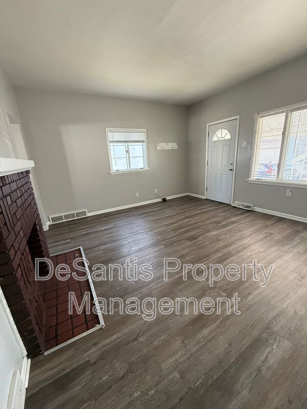 2 Bed 1 Bath- Rochester PA property image