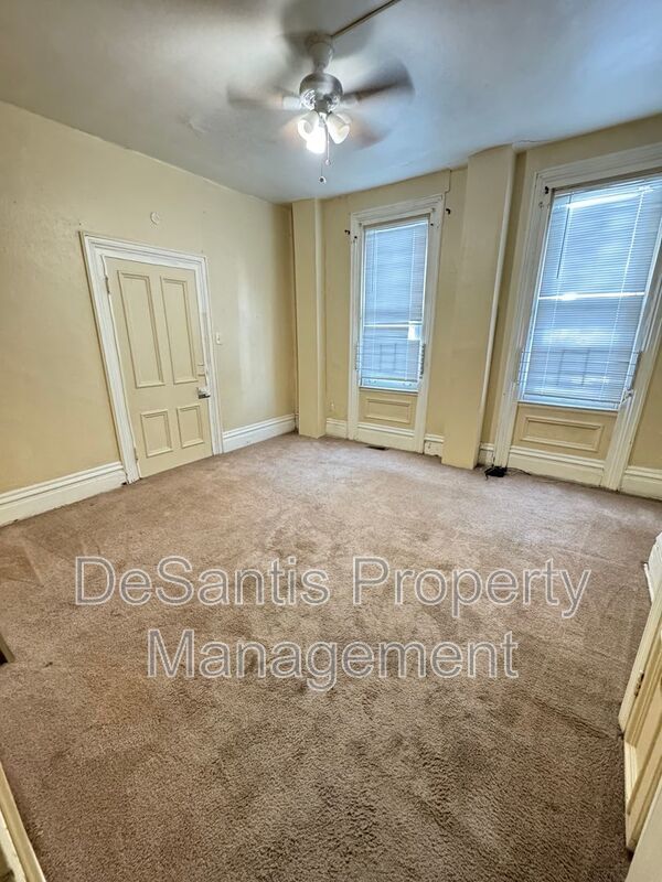 Pittsburgh - Spacious 1 Bed 1 Bathroom - Ample Storage Space property image