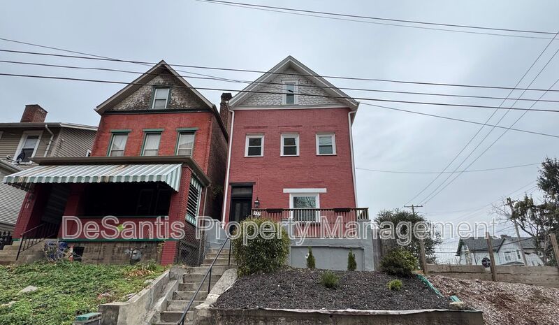 Charming 5BR Home in the Heart of Pittsburgh – Spacious, Stylish & Full of Character property image