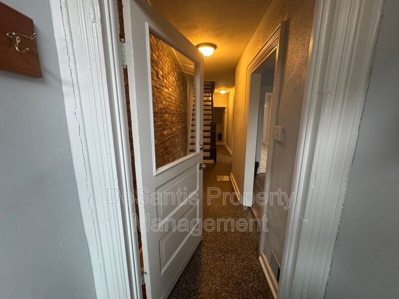 Charming 5BR Home in the Heart of Pittsburgh – Spacious, Stylish & Full of Character property image