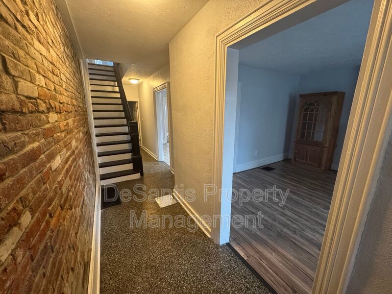 Charming 5BR Home in the Heart of Pittsburgh – Spacious, Stylish & Full of Character property image