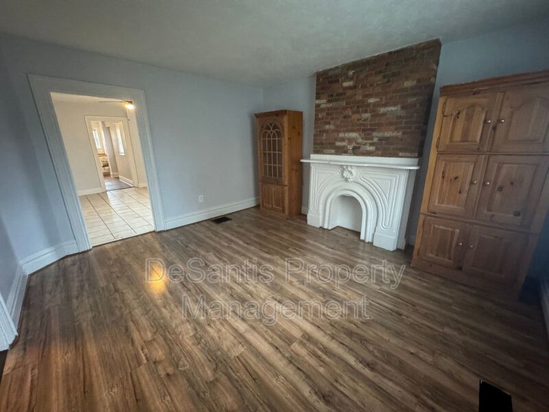 Charming 5BR Home in the Heart of Pittsburgh – Spacious, Stylish & Full of Character property image