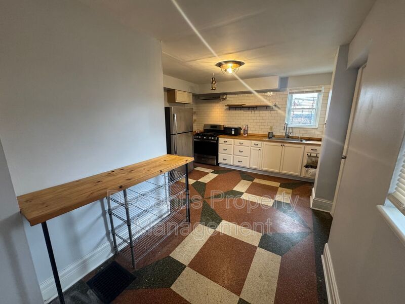 Charming 5BR Home in the Heart of Pittsburgh – Spacious, Stylish & Full of Character property image