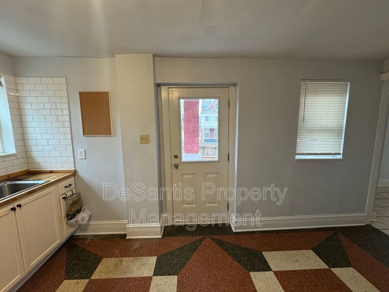 Charming 5BR Home in the Heart of Pittsburgh – Spacious, Stylish & Full of Character property image