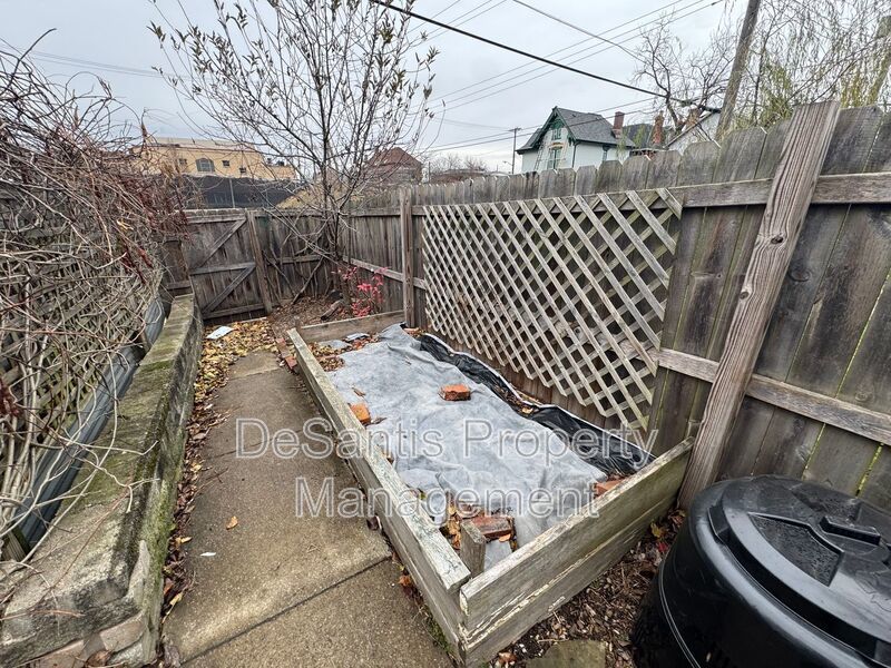 Charming 5BR Home in the Heart of Pittsburgh – Spacious, Stylish & Full of Character property image