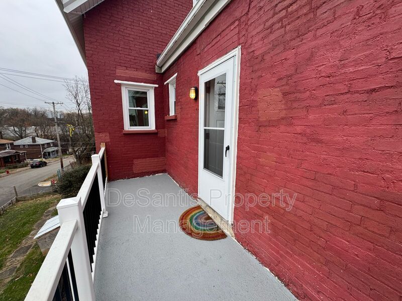 Charming 5BR Home in the Heart of Pittsburgh – Spacious, Stylish & Full of Character property image