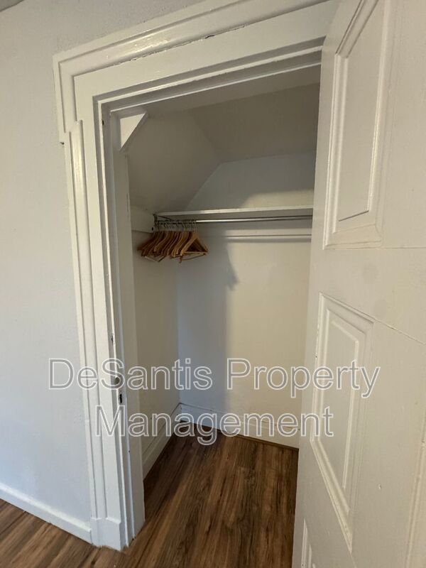 Charming 5BR Home in the Heart of Pittsburgh – Spacious, Stylish & Full of Character property image