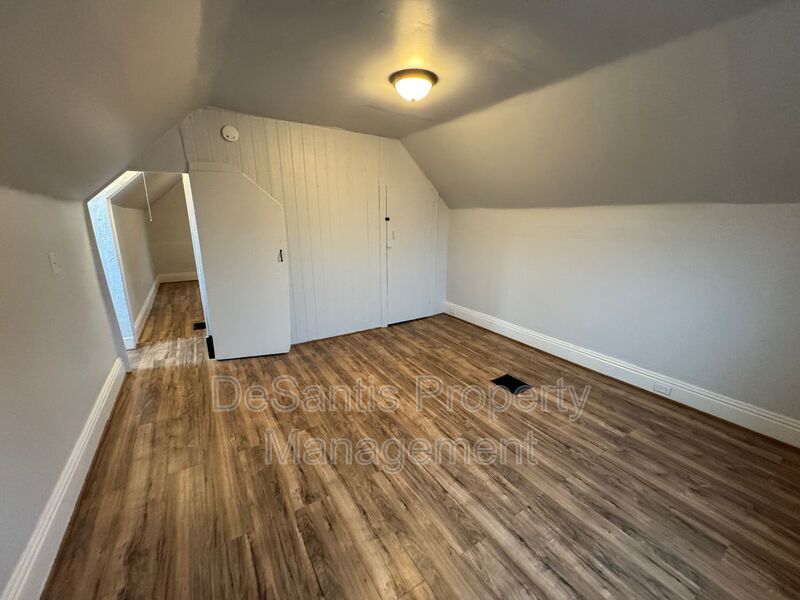 Charming 5BR Home in the Heart of Pittsburgh – Spacious, Stylish & Full of Character property image