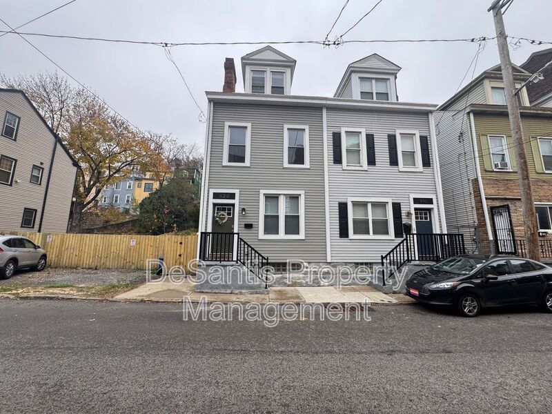 Beautifully Renovated 3BR Row Home in Deutschtown – Spacious, Modern & Incredible Location property image