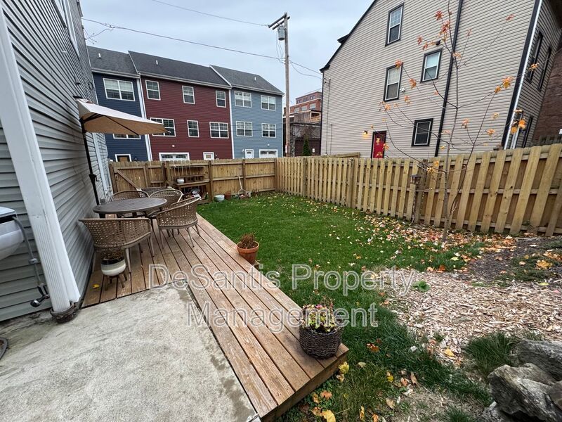 Beautifully Renovated 3BR Row Home in Deutschtown – Spacious, Modern & Incredible Location property image