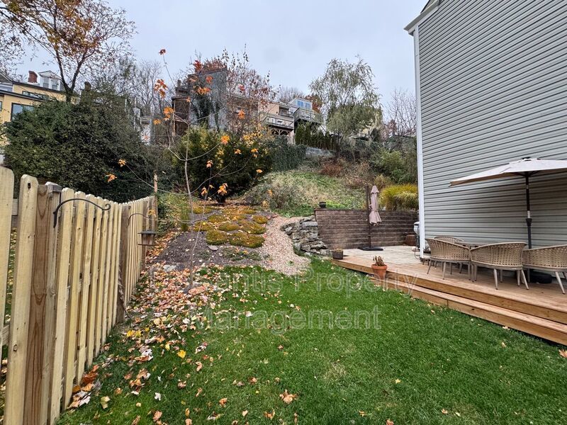 Beautifully Renovated 3BR Row Home in Deutschtown – Spacious, Modern & Incredible Location property image