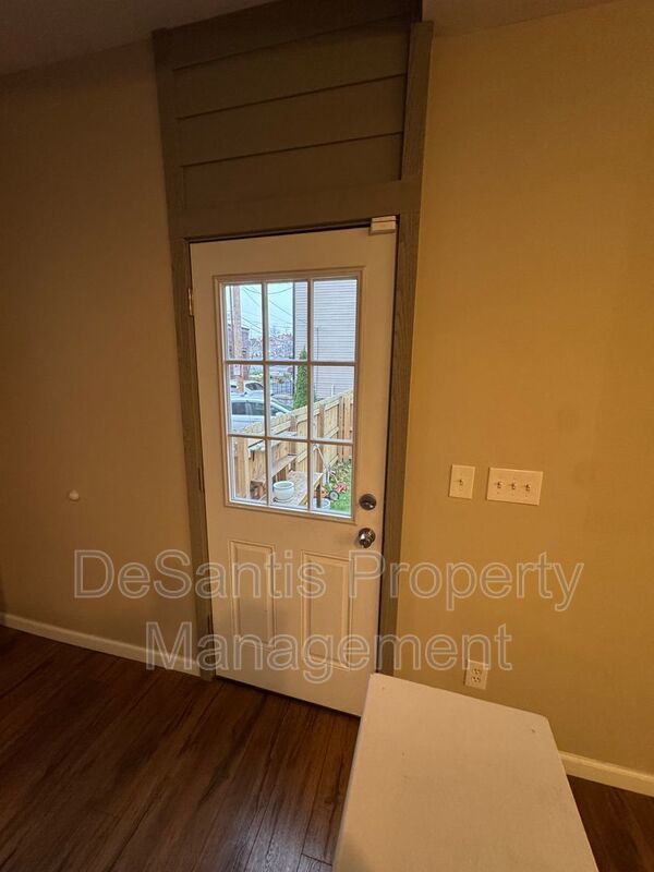 Beautifully Renovated 3BR Row Home in Deutschtown – Spacious, Modern & Incredible Location property image
