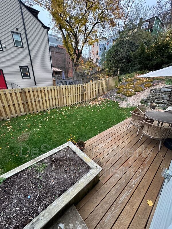 Beautifully Renovated 3BR Row Home in Deutschtown – Spacious, Modern & Incredible Location property image