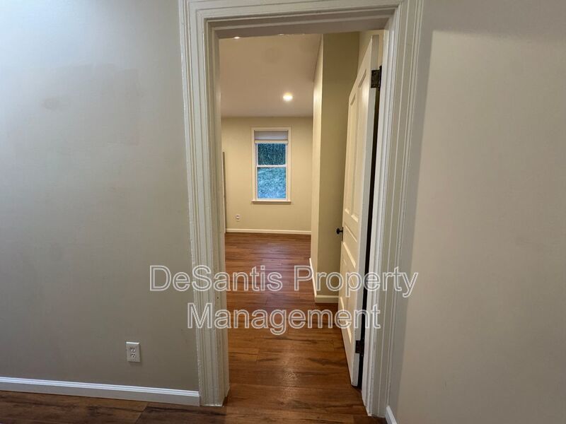 Beautifully Renovated 3BR Row Home in Deutschtown – Spacious, Modern & Incredible Location property image