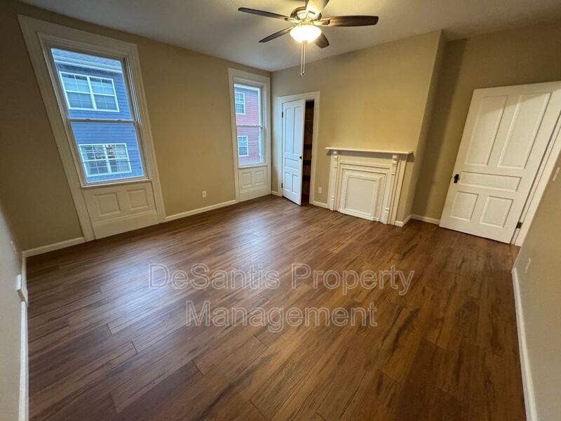 Beautifully Renovated 3BR Row Home in Deutschtown – Spacious, Modern & Incredible Location property image