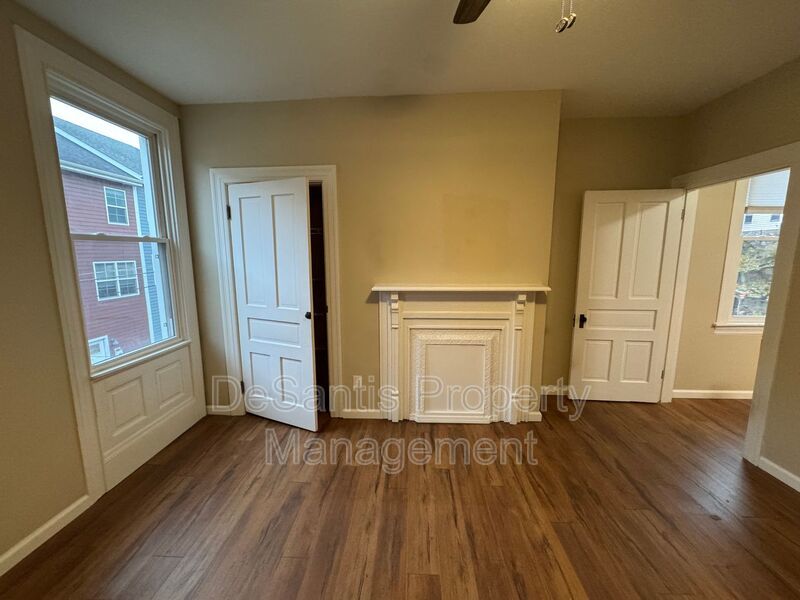 Beautifully Renovated 3BR Row Home in Deutschtown – Spacious, Modern & Incredible Location property image