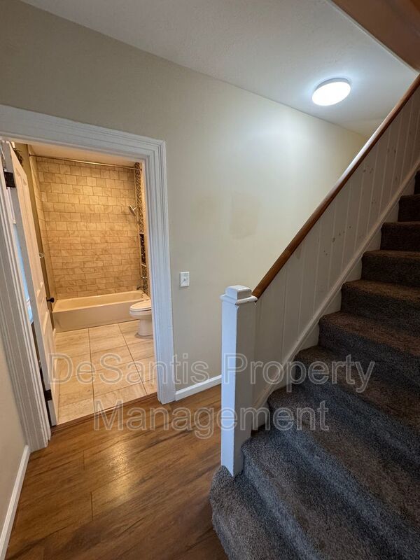 Beautifully Renovated 3BR Row Home in Deutschtown – Spacious, Modern & Incredible Location property image