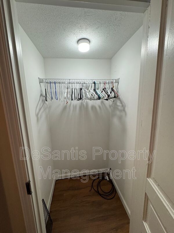 Beautifully Renovated 3BR Row Home in Deutschtown – Spacious, Modern & Incredible Location property image