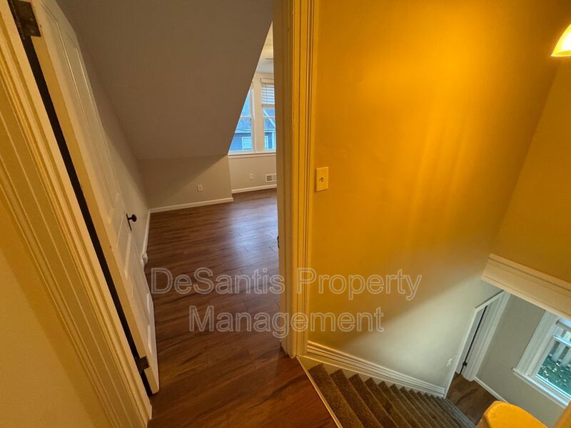 Beautifully Renovated 3BR Row Home in Deutschtown – Spacious, Modern & Incredible Location property image