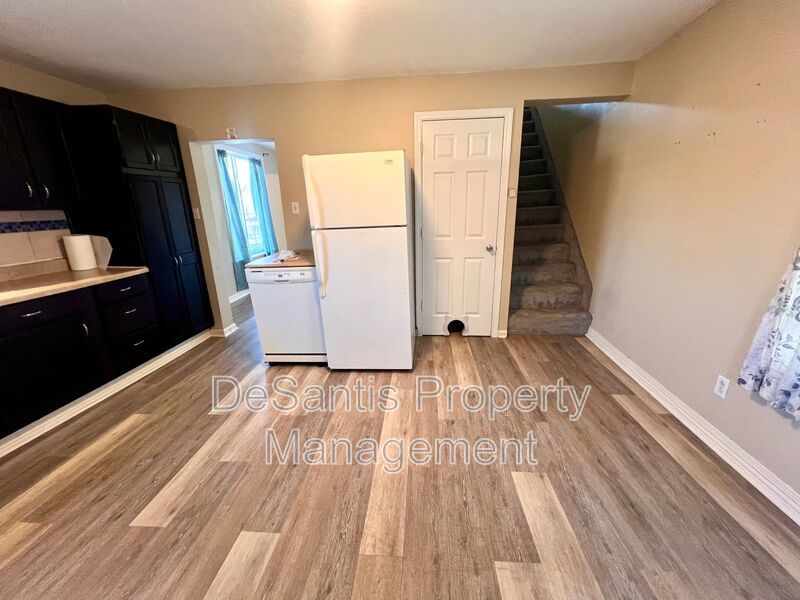 Spacious Home - 2 bedroom 2 Bathroom - Rochester property image