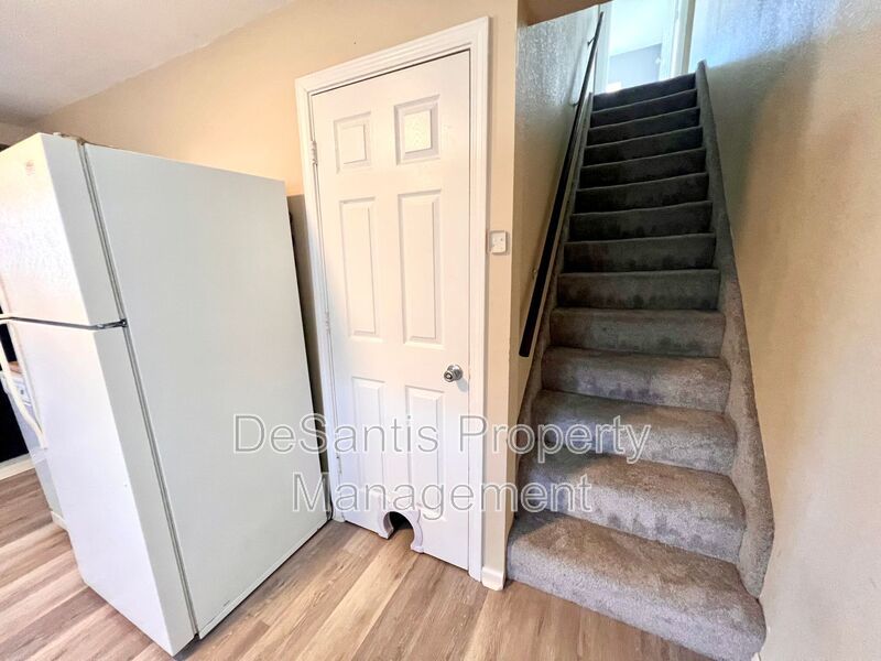 Spacious Home - 2 bedroom 2 Bathroom - Rochester property image