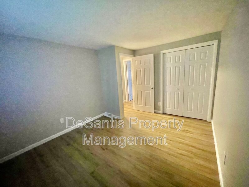 2 Bed 1 Bath- recently updated! Freedom property image