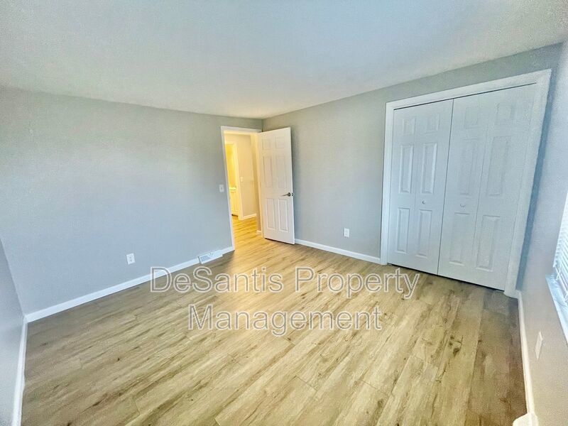 2 Bed 1 Bath- recently updated! Freedom property image