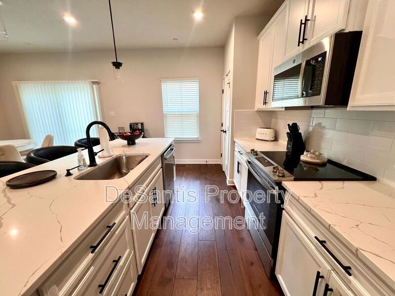 Canonsburg - 3 Bedroom 2.5 Bathroom Townhome For Rent property image