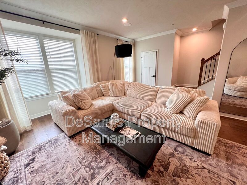 Canonsburg - 3 Bedroom 2.5 Bathroom Townhome For Rent property image