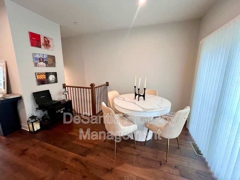 Canonsburg - 3 Bedroom 2.5 Bathroom Townhome For Rent property image