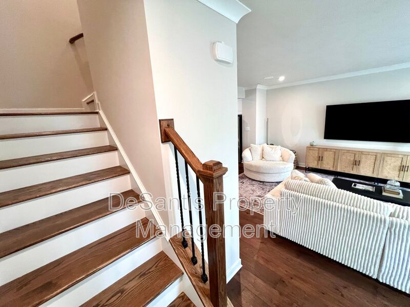 Canonsburg - 3 Bedroom 2.5 Bathroom Townhome For Rent property image