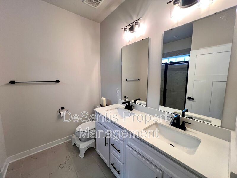 Canonsburg - 3 Bedroom 2.5 Bathroom Townhome For Rent property image