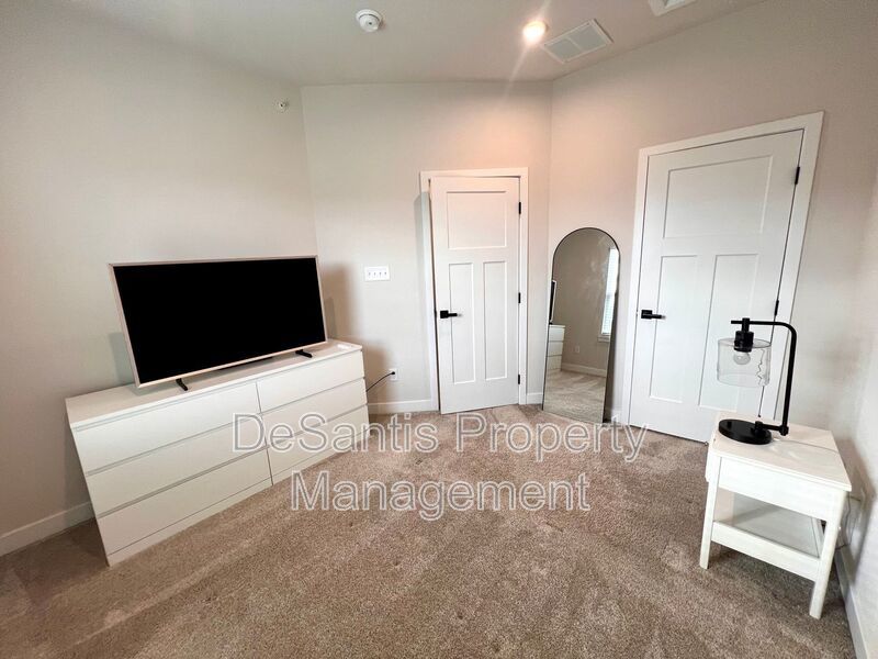 Canonsburg - 3 Bedroom 2.5 Bathroom Townhome For Rent property image