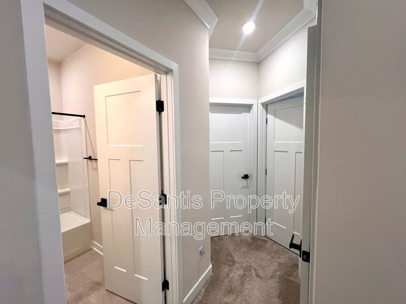 Canonsburg - 3 Bedroom 2.5 Bathroom Townhome For Rent property image