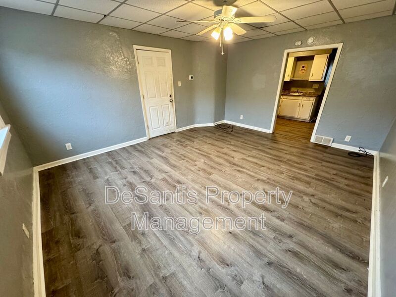 1 Bed 1 Bath in Troy Hall! property image