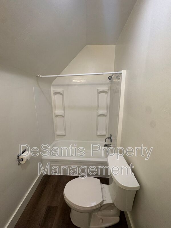 1 Bed 1 Bath- Cheswick PA property image