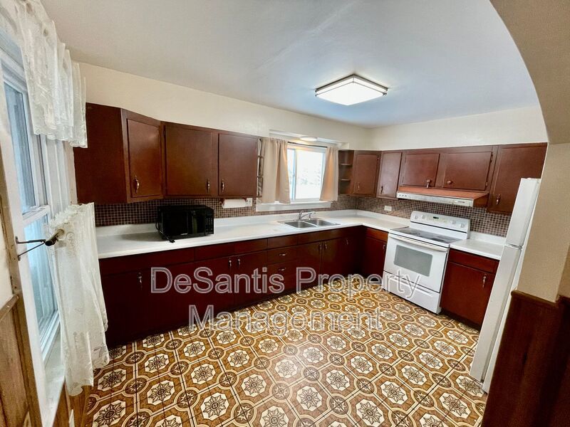 3-Bedroom Home for Rent – 120 Cotter, Shippenport, PA property image