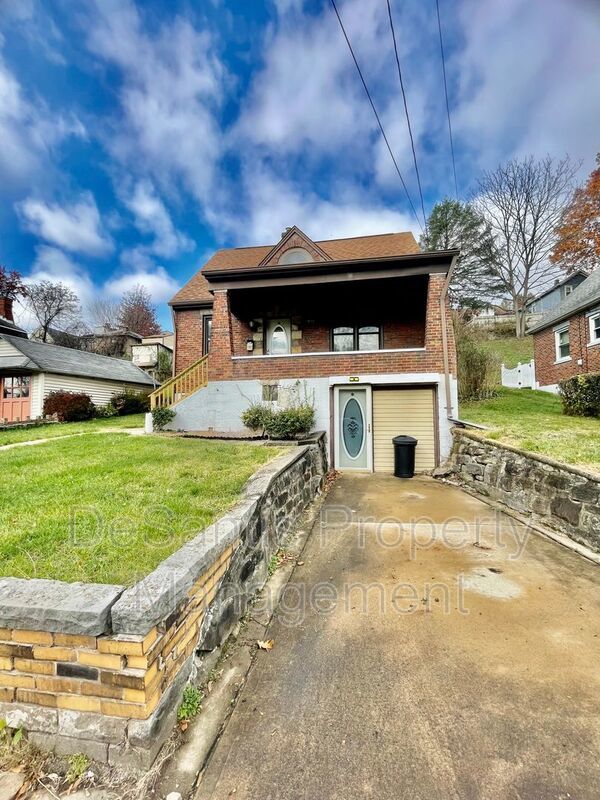 3 Bed-1 Bath Turtle Creek PA property image