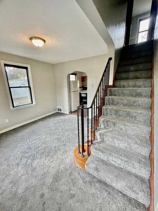 3 Bed-1 Bath Turtle Creek PA property image