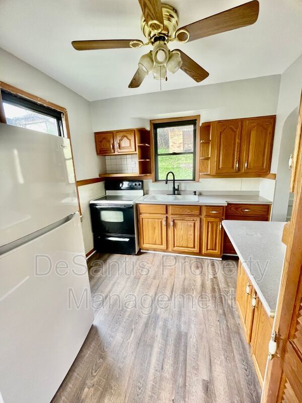 3 Bed-1 Bath Turtle Creek PA property image