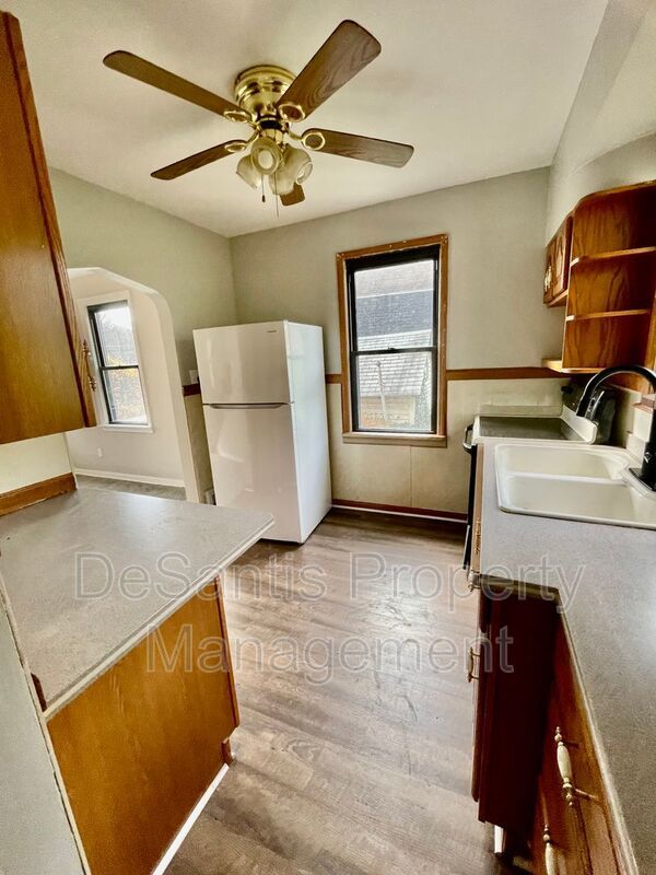 3 Bed-1 Bath Turtle Creek PA property image