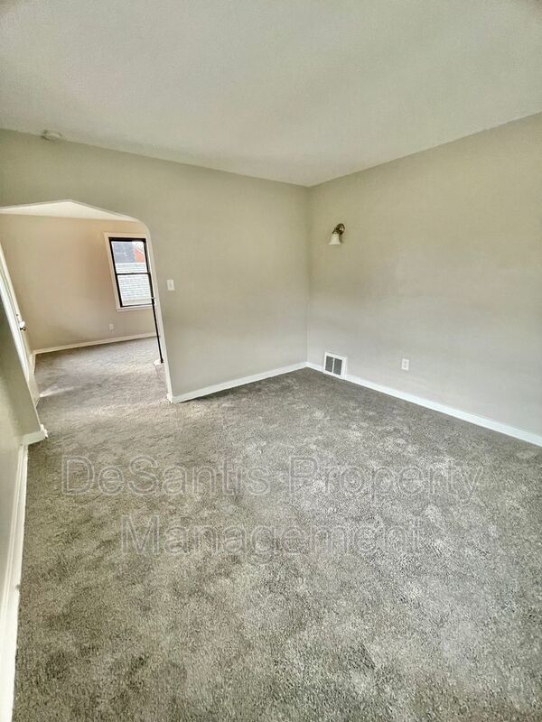 3 Bed-1 Bath Turtle Creek PA property image