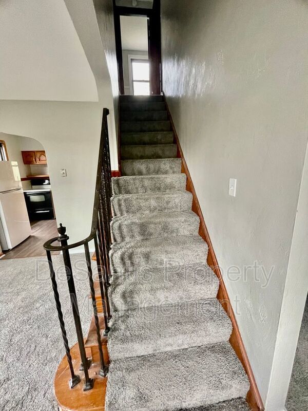 3 Bed-1 Bath Turtle Creek PA property image