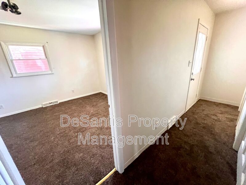 Recently Renovated - 3 bedroom 2 bathroom - Monessen property image