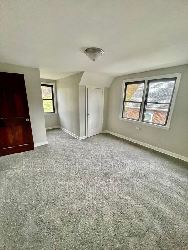 3 Bed-1 Bath Turtle Creek PA property image