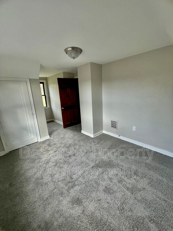 3 Bed-1 Bath Turtle Creek PA property image