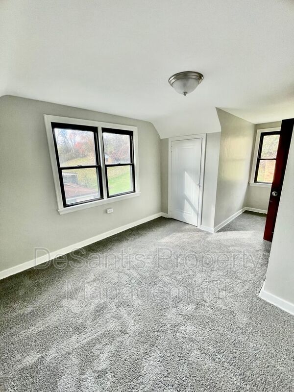 3 Bed-1 Bath Turtle Creek PA property image