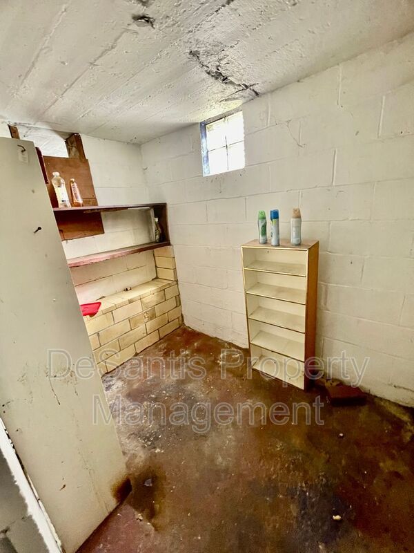 3 Bed-1 Bath Turtle Creek PA property image