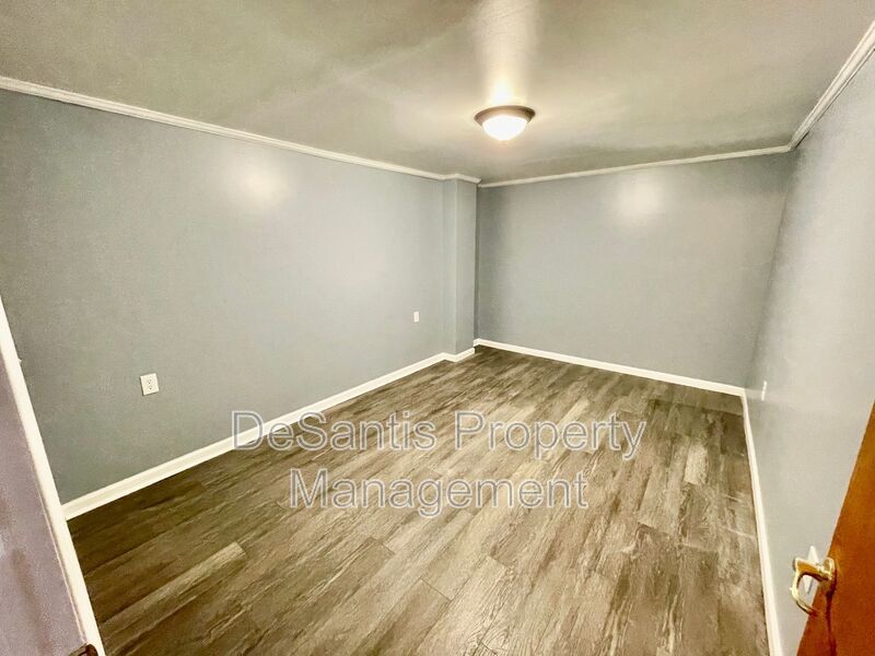 2 Bed 1 Bath- Monaca PA property image